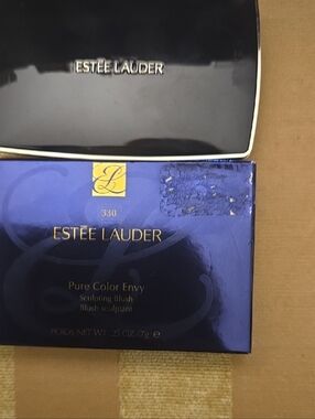 Estee Lauder Navy and Gold Compact Blush Palette